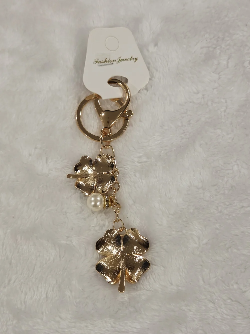 Gold-Tone Keychain with Baeutiful Purple Flowers and Pearls Bag Charm